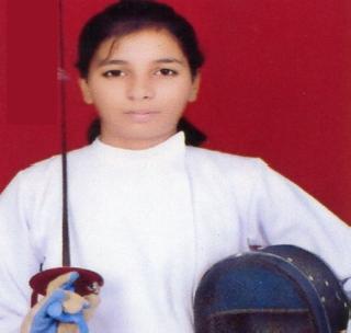 School State Fencing Competition System Karandela Bronze Medal | शालेय राज्य तलवारबाजी स्पर्धेत प्रणाली करंडेला कांस्य पदक