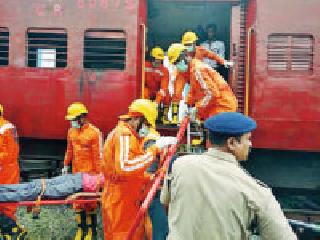 Explosion rumors in 'Intercity' | ‘इंटरसिटी’मध्ये बॉम्बस्फोटाची अफवा!