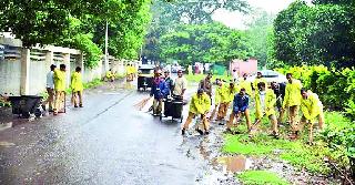 Start the cleanliness week in the city | शहरात स्वच्छता सप्ताह सुरू