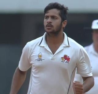 Shardul Thakur will play in the third Test | तिस-या कसोटी सामन्यात शार्दुल ठाकूर खेळणार Shardul Thakur will play in the third Test | तिस-या कसोटी सामन्यात शार्दुल ठाकूर खेळणार