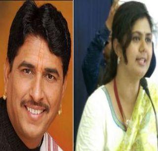 Will Pankaja Munde agree to Namdev Shastri's condition? | नामदेव शास्त्रींची अट पंकजा मुंडे मान्य करणार?