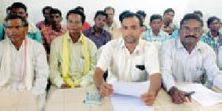 The administration is responsible for the death of the student of the ashram school | आश्रमशाळेतील विद्यार्थ्याच्या मृत्यूला प्रशासन जबाबदार The administration is responsible for the death of the student of the ashram school | आश्रमशाळेतील विद्यार्थ्याच्या मृत्यूला प्रशासन जबाबदार