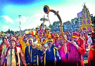 The devotees of Dakshineswari Mahakali will visit Nashik ... | दक्षिणेश्वरी महाकालीचे भाविक नाशिक दर्शनाला... The devotees of Dakshineswari Mahakali will visit Nashik ... | दक्षिणेश्वरी महाकालीचे भाविक नाशिक दर्शनाला...