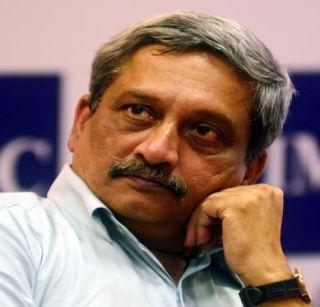 Manohar Parrikar says, 'if you want, you too take credit' | मनोहर पर्रीकर म्हणतात, 'हवे तर तुम्हीही घ्या श्रेय'