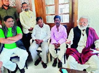 Make 'surgical strikes' of the casteist | जातीयवाद्यांचे ‘सर्जिकल स्ट्राइक’ करा Make 'surgical strikes' of the casteist | जातीयवाद्यांचे ‘सर्जिकल स्ट्राइक’ करा