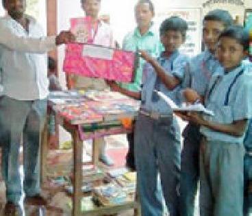 20 crores of books read on the same day | २० कोटी पुस्तकांचे एकाच दिवशी वाचन 20 crores of books read on the same day | २० कोटी पुस्तकांचे एकाच दिवशी वाचन