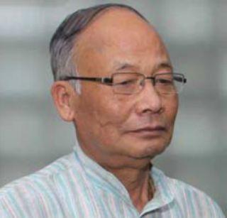 Manipur Chief Minister farewell escaped from firing | मणिपूरचे मुख्यमंत्री गोळीबारातून सुदैवाने बचावले