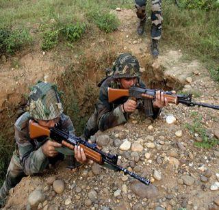 Pakistan reinforce arms violations, 3 Pakistani soldiers killed in BSF shootout | पाकिस्तानकडून पुन्हा शस्त्रसंधी उल्लंघन, बीएसएफच्या गोळीबारात पाकिस्तानचे 3 जवान ठार