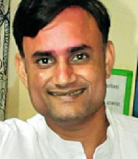 Ex-chairman cutter recovered 27 lakhs | माजी सभापती कटरेंवर २७ लाखांची वसुली Ex-chairman cutter recovered 27 lakhs | माजी सभापती कटरेंवर २७ लाखांची वसुली