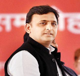 Kalhal grew Akhilesh's popularity | कलहाने वाढवली अखिलेशची लोकप्रियता