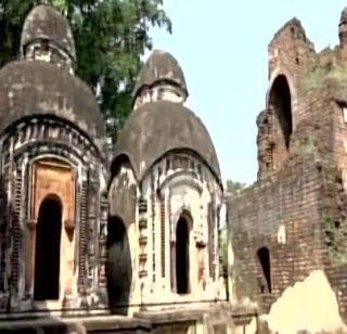 For 40 years of fighting for the purpose of ancient temples, | पुरातन मंदिरांच्या जतनासाठी मुस्लीम वृद्धाचा ४० वर्षे लढा