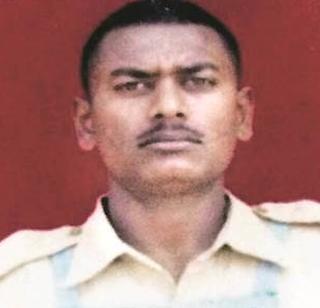 Shaheed Nitin Koli to be honored | शहीद नितीन कोळी यांना मानवंदना