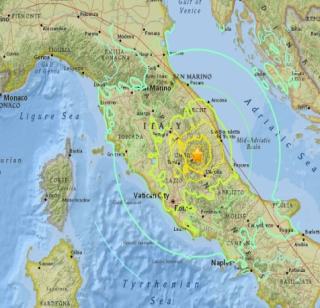 Earthquake shock in Central Italy | मध्य इटलीला भूकंपाचा धक्का