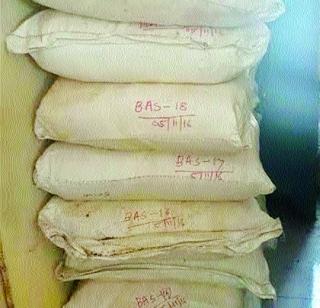 In six months, seized goods worth 35 lakhs of tobacco | सहा महिन्यांत तंबाखूयुक्त ३५ लाखांचा माल जप्त In six months, seized goods worth 35 lakhs of tobacco | सहा महिन्यांत तंबाखूयुक्त ३५ लाखांचा माल जप्त