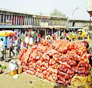 Vegetable prices are stable | भाजीपाल्याचे भाव स्थिर