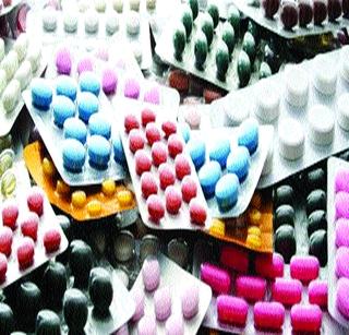 Use of terminated drugs in ambulance | रुग्णवाहिकेत मुदत संपलेल्या औषधांचा वापर Use of terminated drugs in ambulance | रुग्णवाहिकेत मुदत संपलेल्या औषधांचा वापर