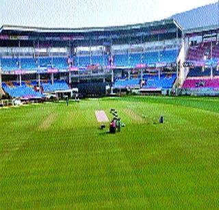 There is no green pitch for the second Test: Curator | दुसऱ्या कसोटीसाठी खेळपट्टीवर हिरवळ नसेल : क्युरेटर