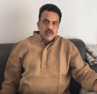 Do not fall out of the house till Narendra Modi in Mumbai, police warns Sanjay Nirupam | नरेंद्र मोदी मुंबईत असेपर्यंत घराबाहेर पडू नका, संजय निरुपमांना पोलिसांचा इशारा