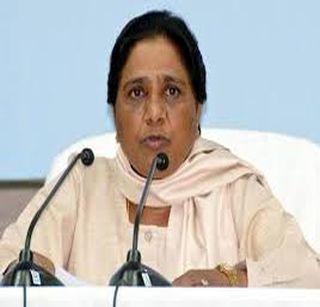 Mayawati's brother and BSP's billions of billions are found in the account | मायावतींचा भाऊ आणि बसपाच्या खात्यात आढळली कोट्यवधीची रक्कम