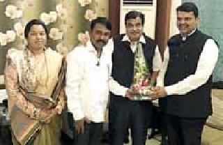 The Chief Minister assured the municipal corporation that the Bhandari should provide better funds | भंडाऱ्याला भरीव निधी देण्यासाठी मुख्यमंत्र्यांनी केले नगराध्यक्षांना आश्वस्त