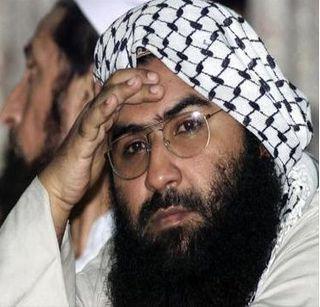 If China gives support to Masood Azhar, it is a tough step to pick up India | चीनने मसूद अजहरला पाठिंबा दिल्यास भारत उचलणार कडक पाऊल