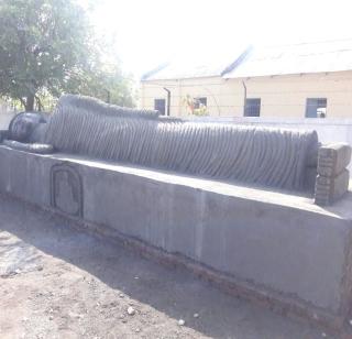 The idol of Gautama Buddha of 28 feet, which took place in 28 hours | २८ तासांत साकारली २८ फुटांची गौतम बुद्धांची मूर्ती