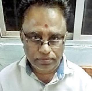 Writing a copy of 500 rupees bribe | पाचशेची लाच घेताना लिपिकास अटक Writing a copy of 500 rupees bribe | पाचशेची लाच घेताना लिपिकास अटक