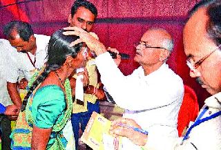 Fifteen thousand eye check-up | पंधरा हजार नेत्ररुग्णांची तपासणी Fifteen thousand eye check-up | पंधरा हजार नेत्ररुग्णांची तपासणी