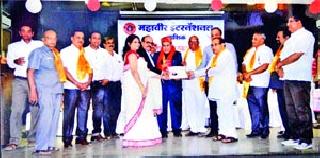 Major contribution to Mahavir International's social work | महावीर इंटरनॅशनलचे सामाजिककार्यात मोठे योगदान Major contribution to Mahavir International's social work | महावीर इंटरनॅशनलचे सामाजिककार्यात मोठे योगदान