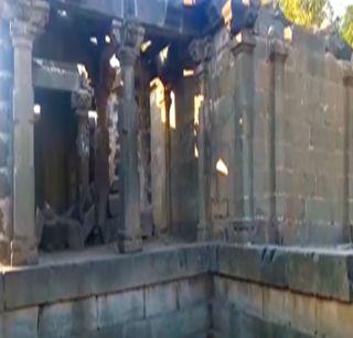 VIDEO: On the way to extinction of historic architecture in Lonar | VIDEO : लोणारमधील ऐतिहासिक वास्तू नामशेष होण्याच्या मार्गावर