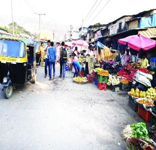 Triche | तुर्भे नाक्याला अतिक्रमणांचा विळखा