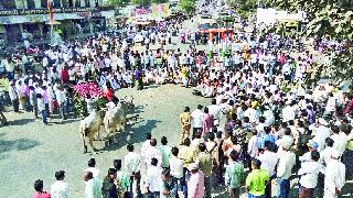 Stop the path of NCP against the note-book | नोटबंदीविरोधात राष्ट्रवादीचा रास्ता रोको Stop the path of NCP against the note-book | नोटबंदीविरोधात राष्ट्रवादीचा रास्ता रोको