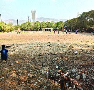 Waiting for college | महाविद्यालयाची प्रतीक्षा कायम