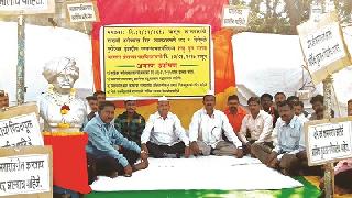 Workers' hunger strike against 'Eurotex' | ‘युरोटेक्स’ विरोधात कामगारांचे आमरण उपोषण