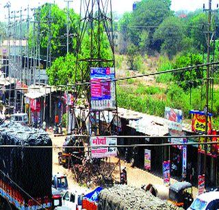 School buildings will be broken on Tuesday | शाळेच्या भूखंडावरील गाळे मंगळवारी तोडणार