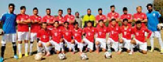 Devdiman performance of the University football team | विद्यापीठ फुटबॉल संघाची देदिप्यमान कामगिरी Devdiman performance of the University football team | विद्यापीठ फुटबॉल संघाची देदिप्यमान कामगिरी
