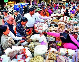 Makar Sankranti will be celebrated today | आज साजरी होणार मकरसंक्रांत Makar Sankranti will be celebrated today | आज साजरी होणार मकरसंक्रांत