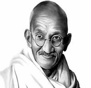 NTR great from Mahatma Gandhi | महात्मा गांधींहून एनटीआर महान