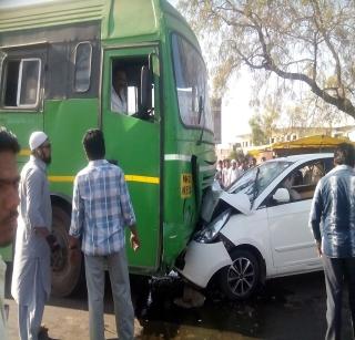 Bus and car accident, 6 passengers injured | बस आणि कारचा अपघात, 6 प्रवाशी जखमी