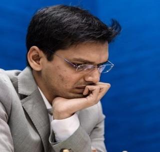 Tata Steel Chess 2017: India's Grandmaster episode has stopped interlocking Wesley Sole | टाटा स्टील बुद्धिबळ 2017 : भारताचा ग्रँडमास्टर अधिबन याने वेस्ली सो ला बरोबरीत रोखले