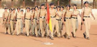 Colorful training on Republic Day: | प्रजासत्ताक दिनाची रंगीत तालीम : Colorful training on Republic Day: | प्रजासत्ताक दिनाची रंगीत तालीम :