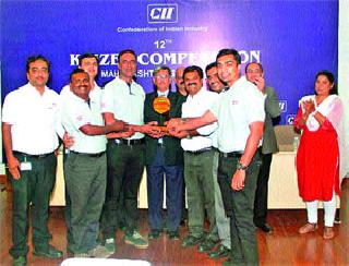 Bosh team first prize in CII competition | सीआयआय स्पर्धेत बॉश संघ प्रथम पुरस्कार