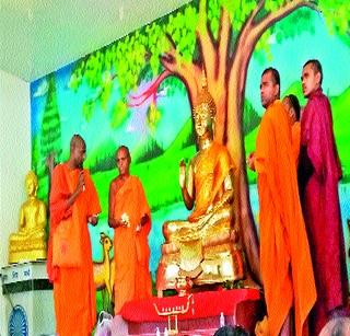 Duthe Buddha statue duly establishes | दिघीत बुद्धमूर्तीची विधिवत प्रतिष्ठापना