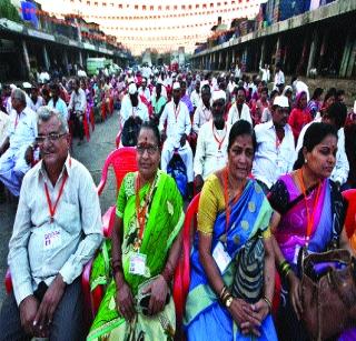 500 farmers of the state went to Kashiyaatra | राज्यातील ५०० शेतकरी निघाले काशीयात्रेला