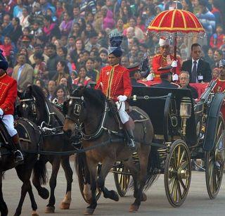 ... and India receives the Viceroy buggy! | ...आणि भारताला मिळाली व्हाइसरॉयची बग्गी!