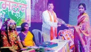 Meet Banjara Community Meet | बंजारा समाजाचा मेळावा उत्साहात Meet Banjara Community Meet | बंजारा समाजाचा मेळावा उत्साहात