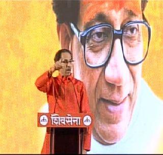 Shiv Sena's 25 years in the coalition! | युतीमध्ये शिवसेनेची २५ वर्षे सडली!