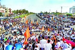 Highway Jam, Maratha Movement | मराठा आंदोलनाने हायवे जाम