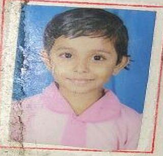 5 year old chimardi dies in school wall collapse in Mumbai | मुंबईत शाळेची भिंत कोसळून 5 वर्षाच्या चिमुरडीचा मृत्यू