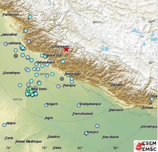 An earthquake strikes the NCR with Delhi, the center of Rudraprayag in Uttarakhand | दिल्लीसह एनसीआरला भूकंपाचे धक्के, उत्तराखंडमधील रुद्रप्रयाग केंद्रबिंदू